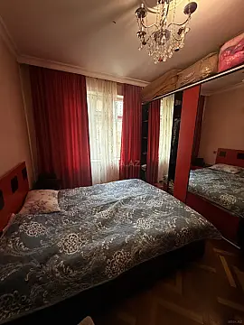 Satılır 5 otaqlı mənzil 110 m²