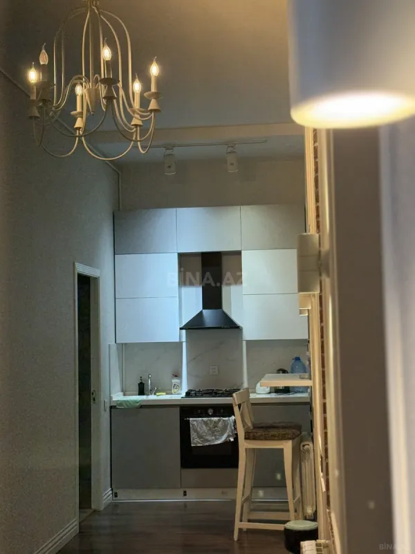Satılır 2 otaqlı mənzil 80 m²