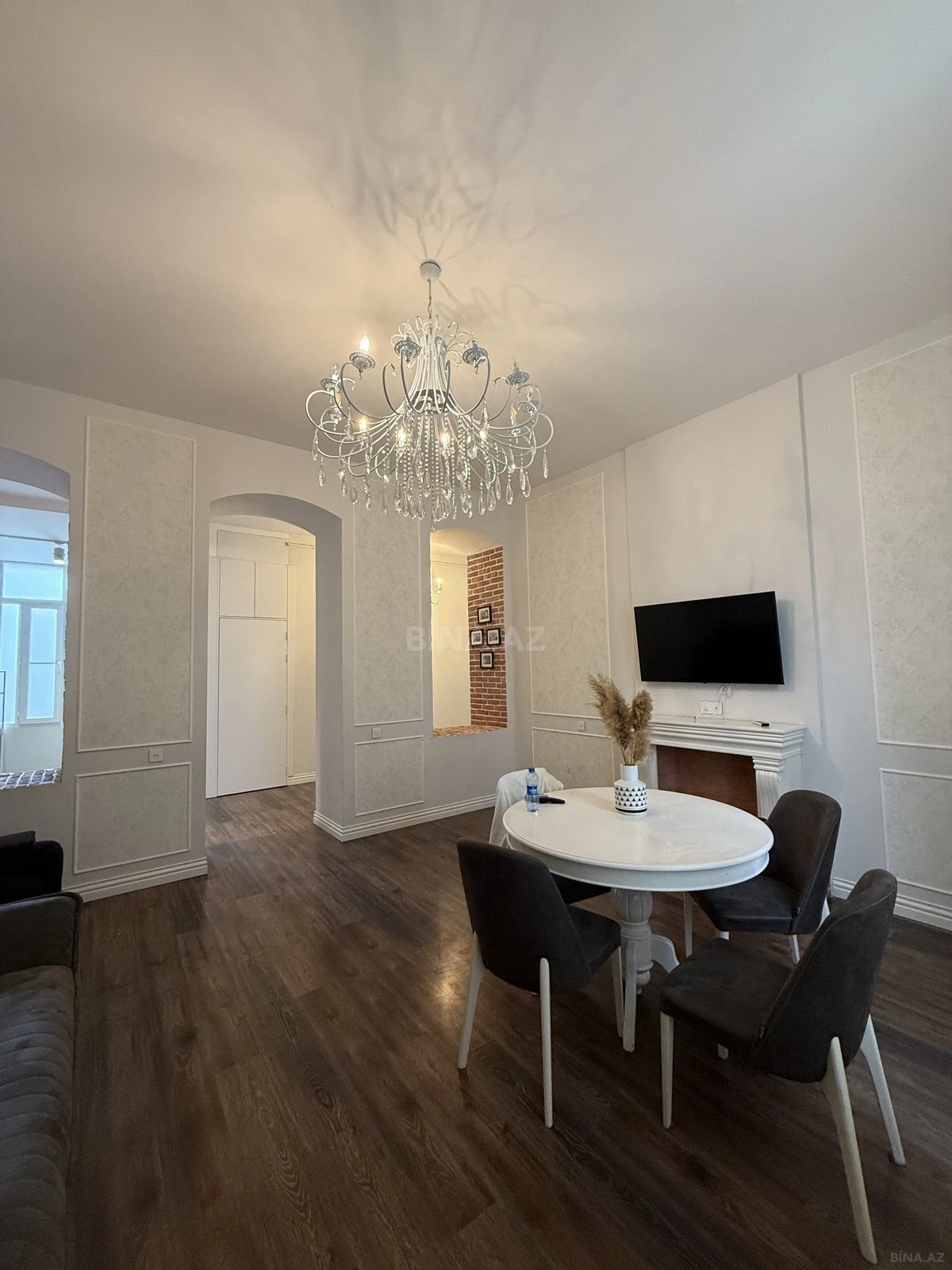 Satılır 2 otaqlı mənzil 80 m²