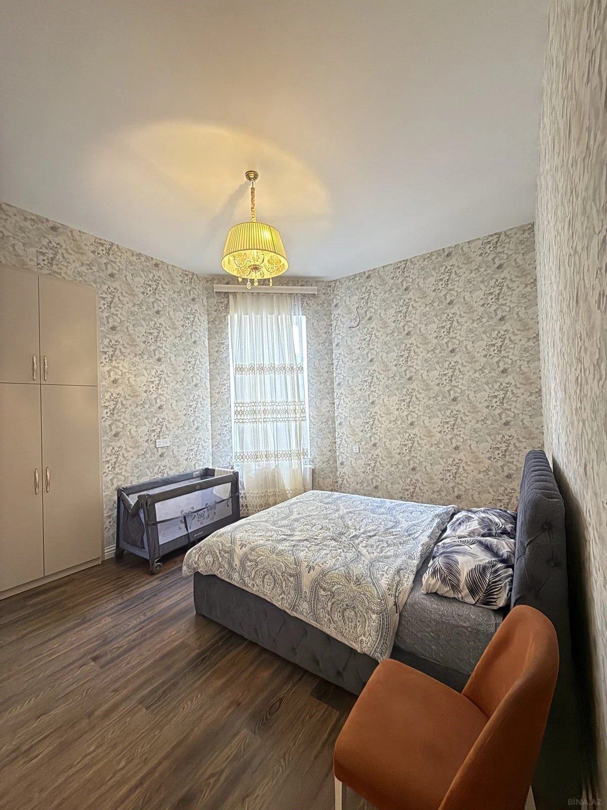 Satılır 2 otaqlı mənzil 80 m²