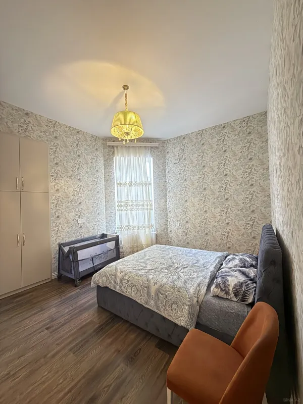 Satılır 2 otaqlı mənzil 80 m²