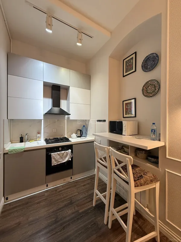 Satılır 2 otaqlı mənzil 80 m²