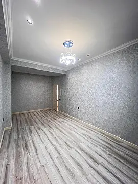 Satılır 3 otaqlı mənzil 145 m²