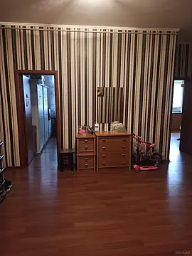 Satılır 3 otaqlı mənzil 137 m²