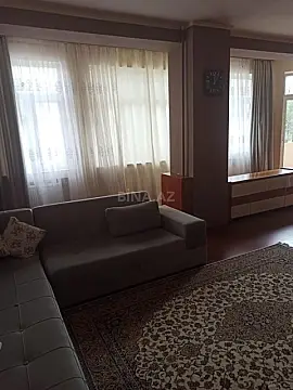 Satılır 3 otaqlı mənzil 137 m²