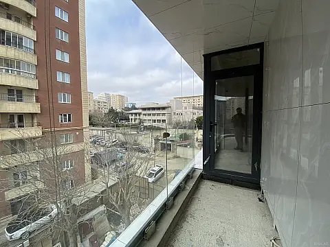 Satılır 2 otaqlı mənzil 56 m²
