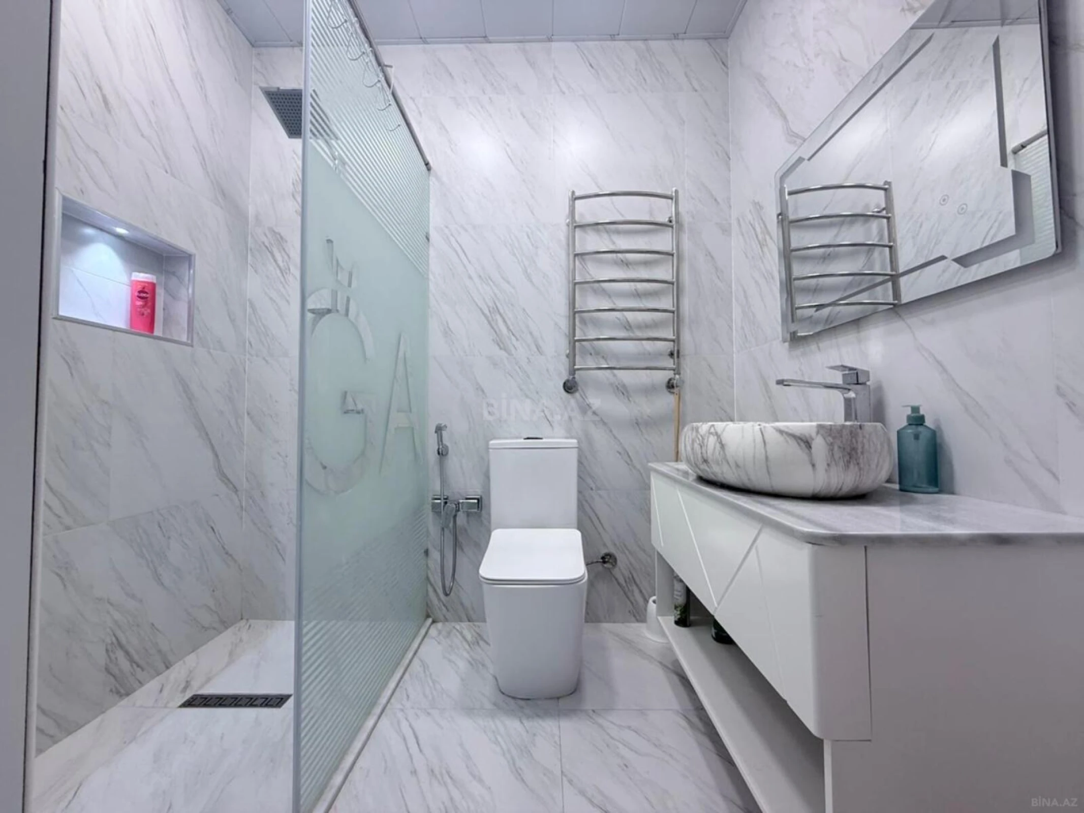 Satılır 2 otaqlı mənzil 52 m²