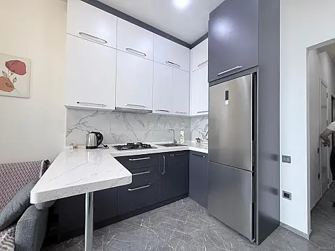 Satılır 2 otaqlı mənzil 52 m²