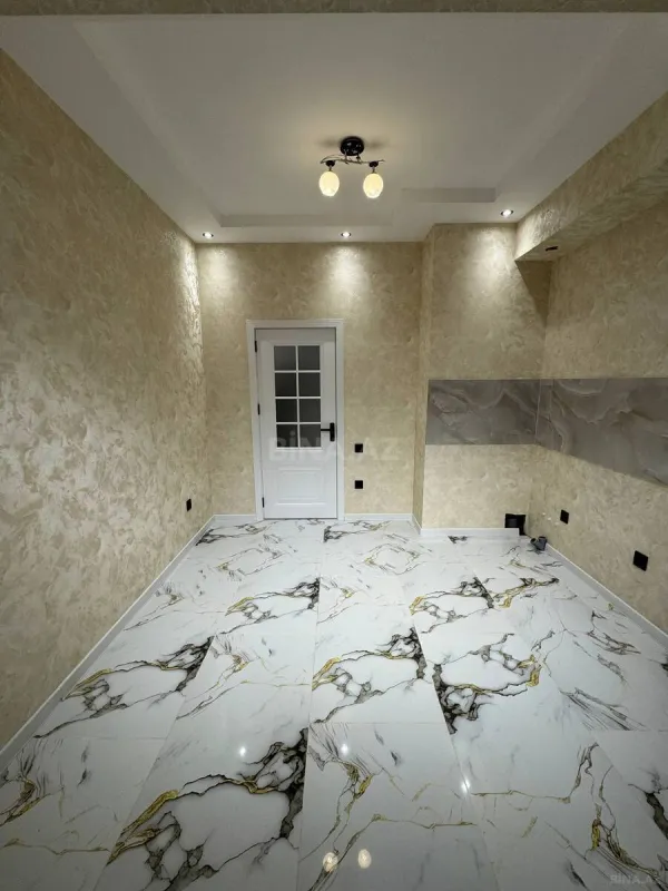 Satılır 2 otaqlı mənzil 70 m²