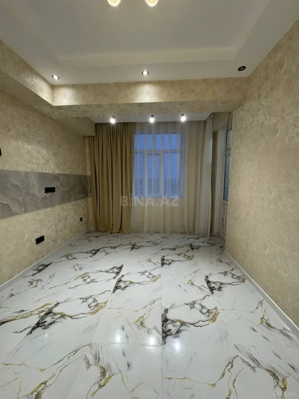 Satılır 2 otaqlı mənzil 70 m²