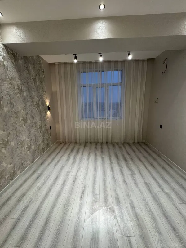 Satılır 2 otaqlı mənzil 70 m²
