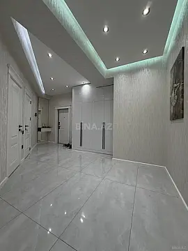 Satılır 3 otaqlı mənzil 107 m²