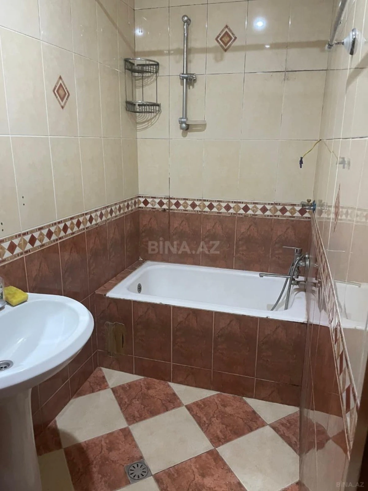 Satılır 3 otaqlı mənzil 85 m²