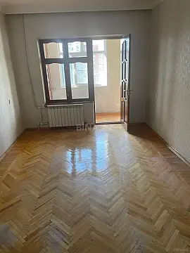 Satılır 3 otaqlı mənzil 85 m² — Bakı, 8-ci mikrorayon 3 otaq 85.00 m²