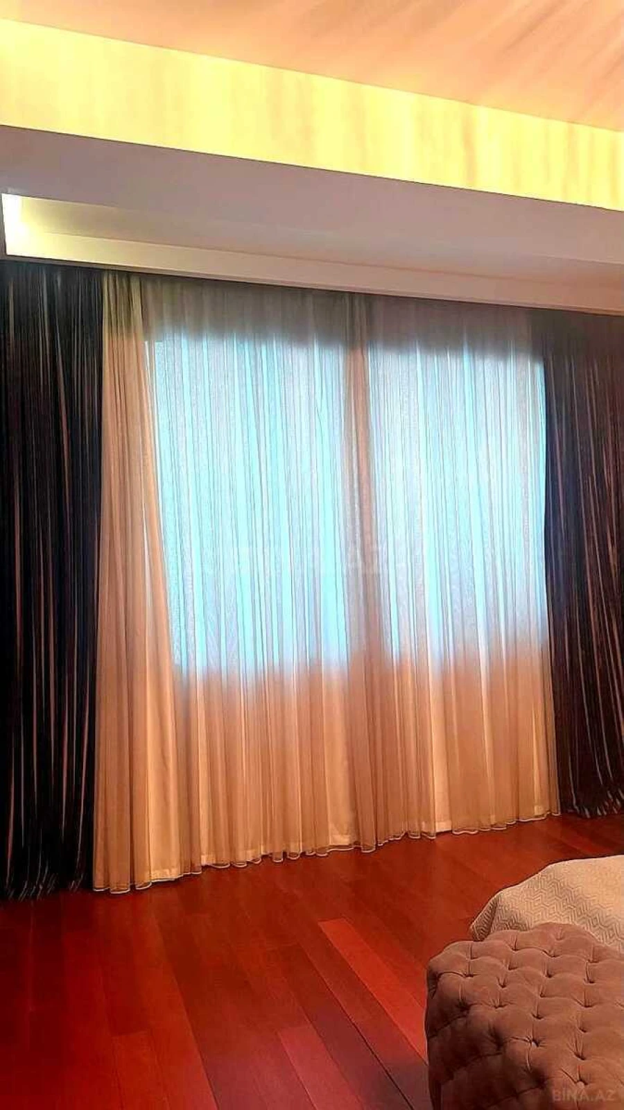 Satılır 4 otaqlı mənzil 185.5 m²