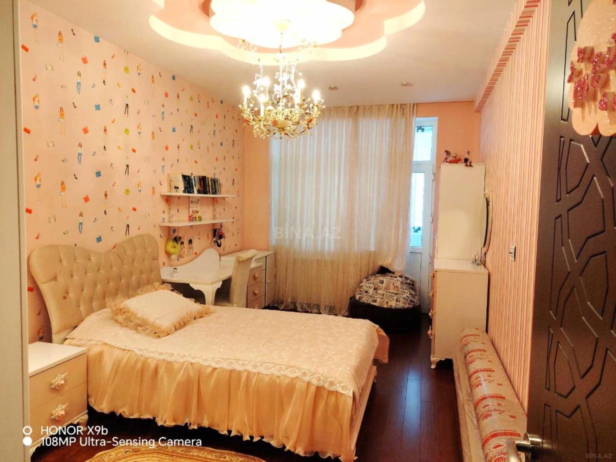 Satılır 4 otaqlı mənzil 185.5 m²