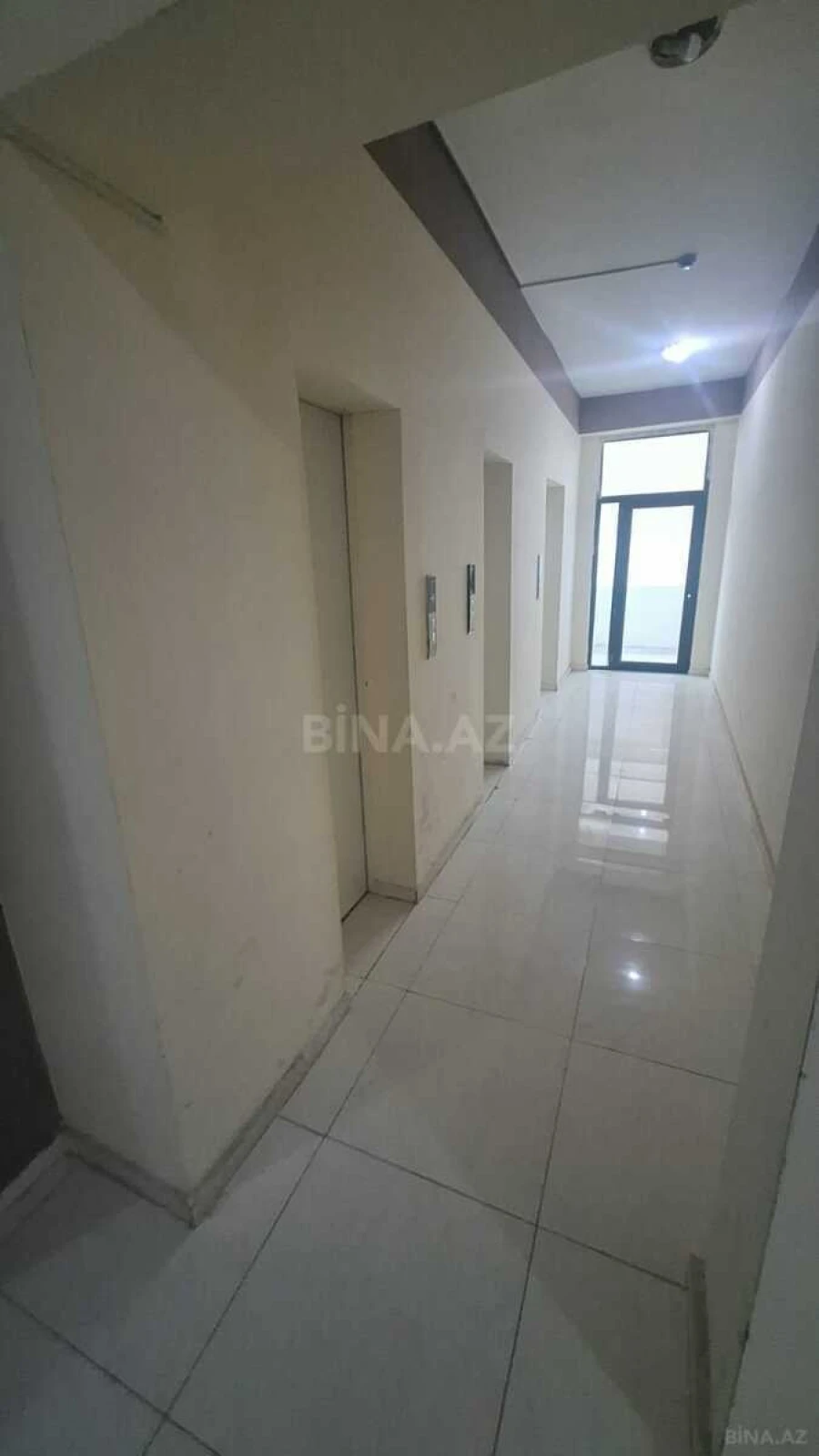 Satılır 2 otaqlı mənzil 78 m²