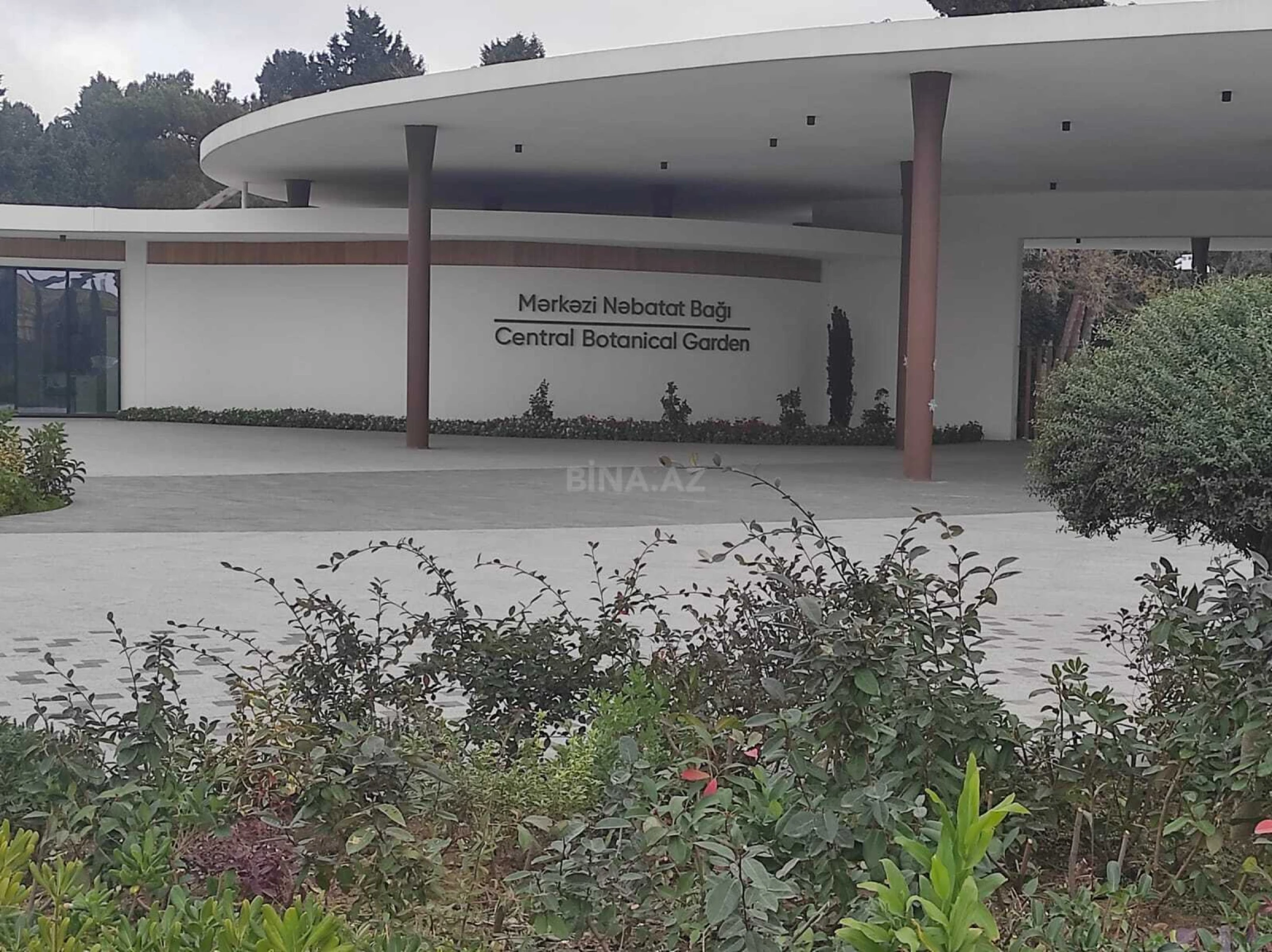 Satılır 2 otaqlı mənzil 78 m²