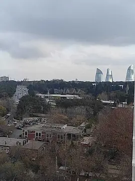 Satılır 2 otaqlı mənzil 78 m²