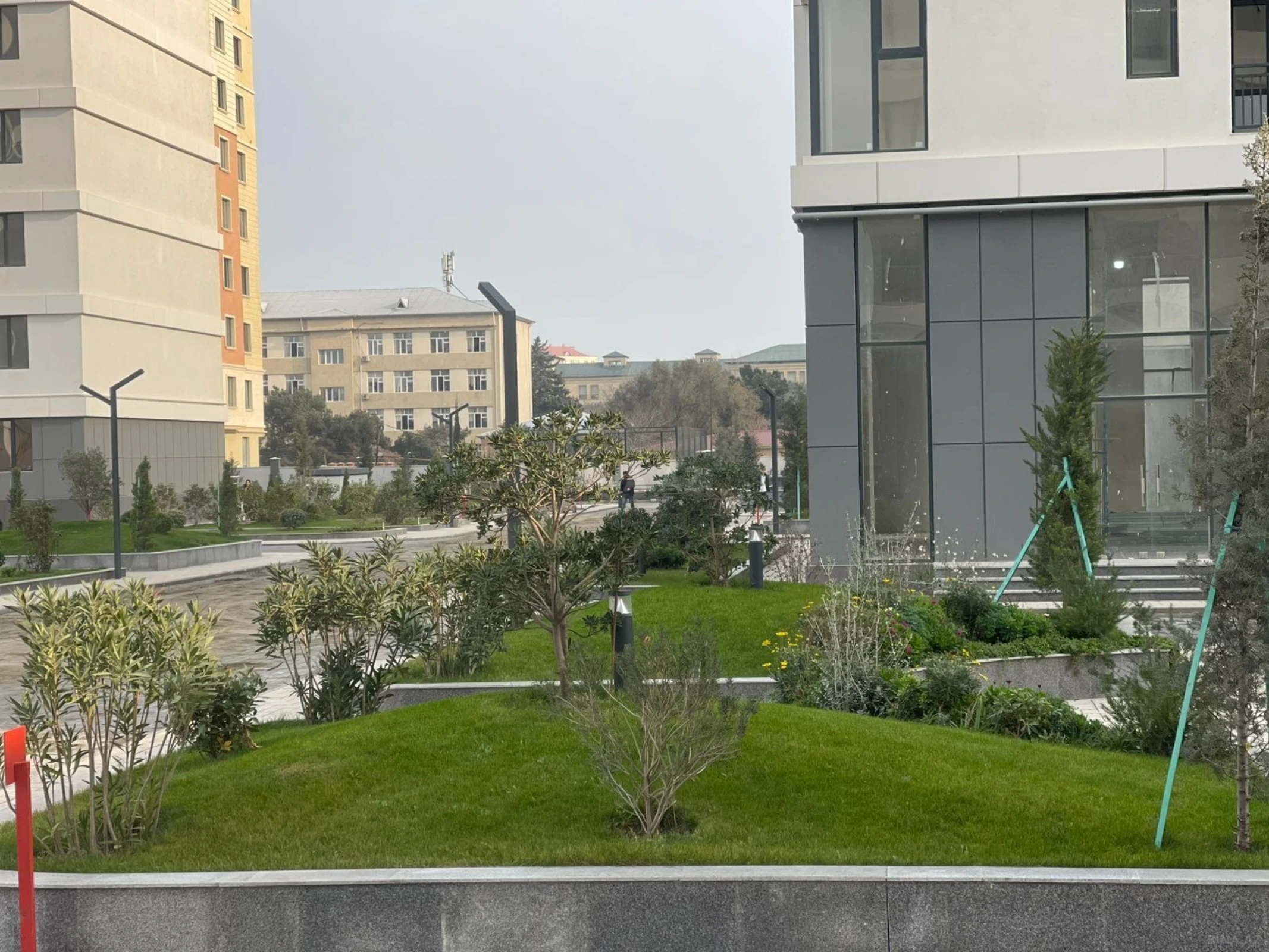 Kirayə verilir 3 otaqlı mənzil 85 m²