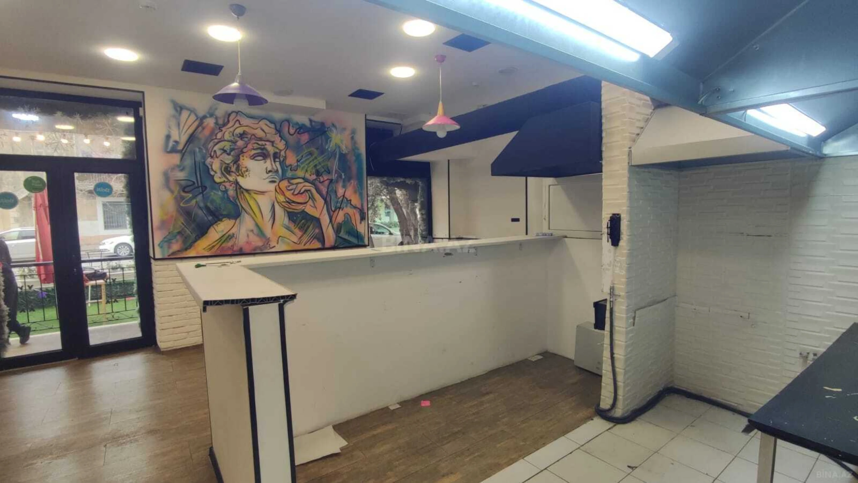 Kirayə verilir obyekt 71 m²