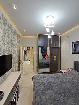 Satılır 2 otaqlı mənzil 72 m²