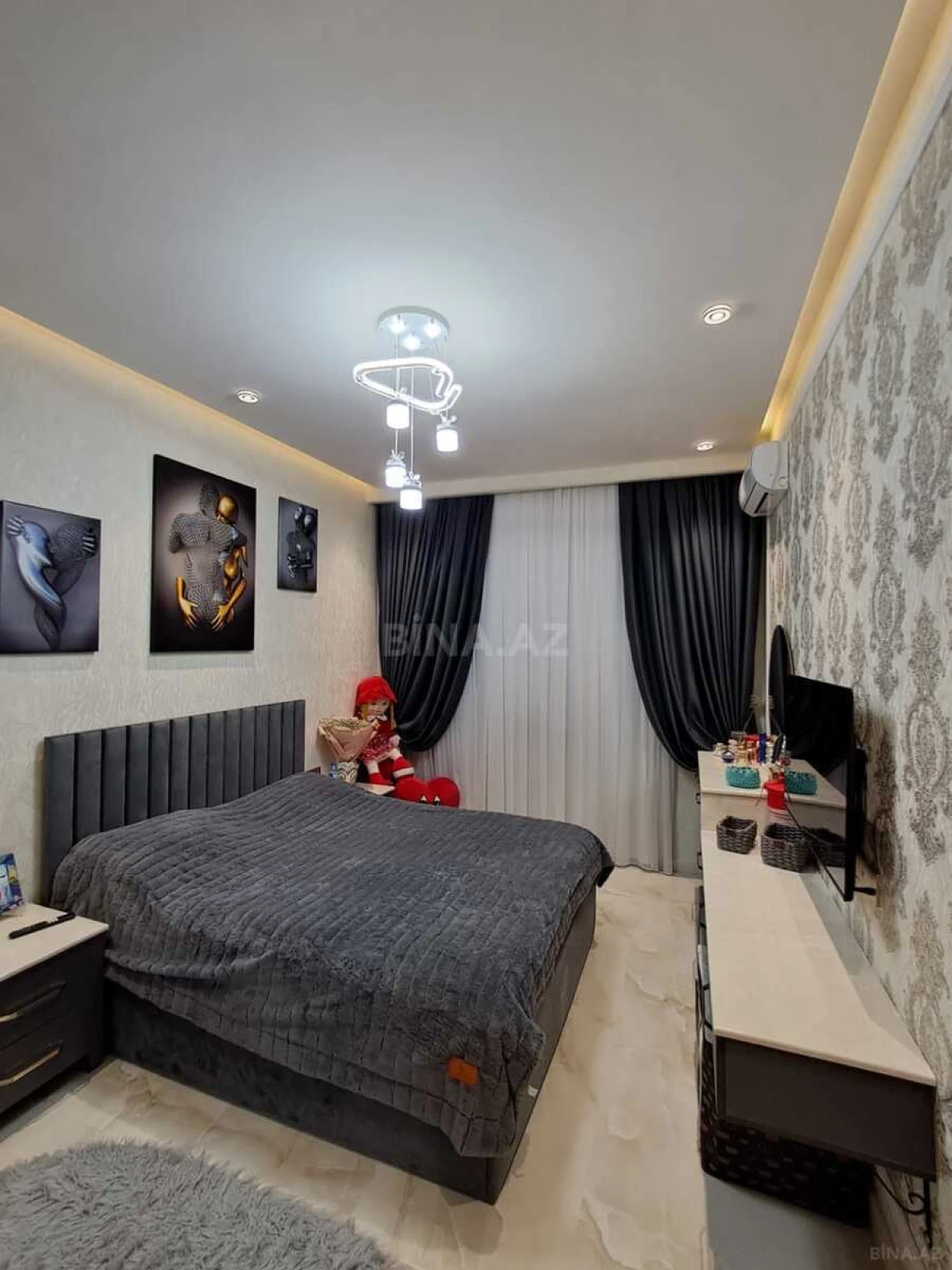 Satılır 2 otaqlı mənzil 72 m²