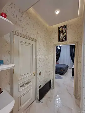 Satılır 2 otaqlı mənzil 72 m²