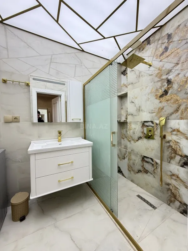 Kirayə verilir 2 otaqlı mənzil 75 m²