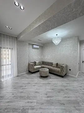Satılır 3 otaqlı mənzil 107 m²