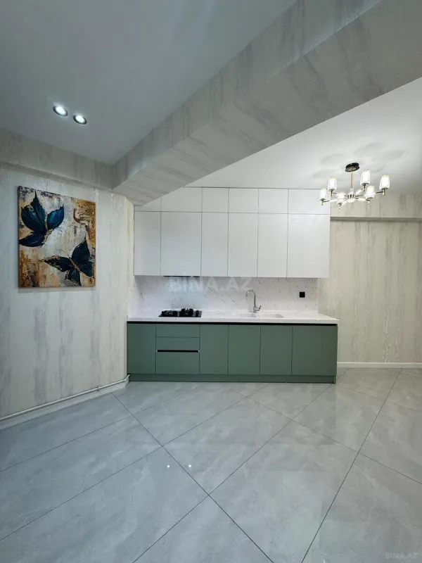 Satılır 3 otaqlı mənzil 107 m²