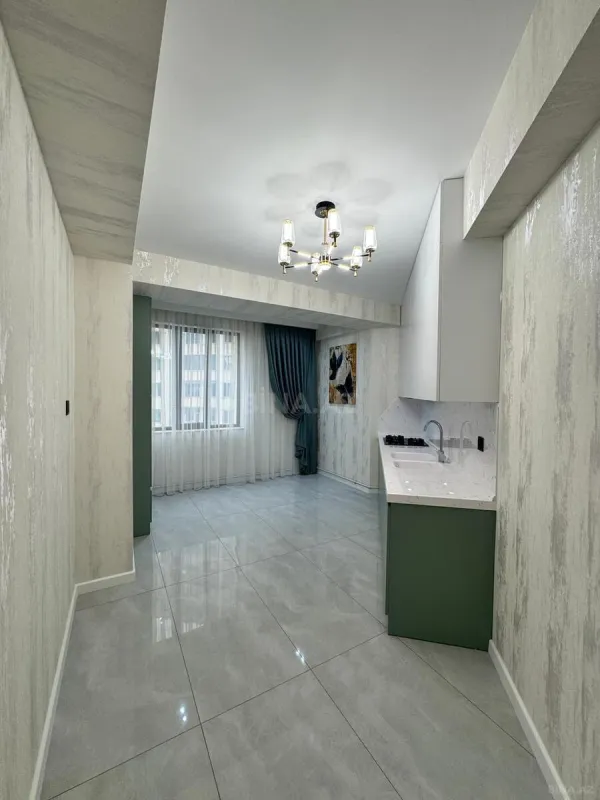 Satılır 3 otaqlı mənzil 107 m²