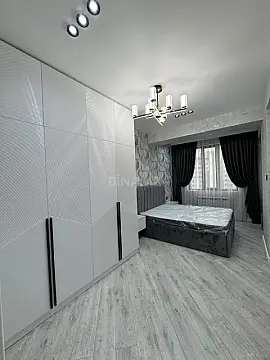 Satılır 3 otaqlı mənzil 107 m²