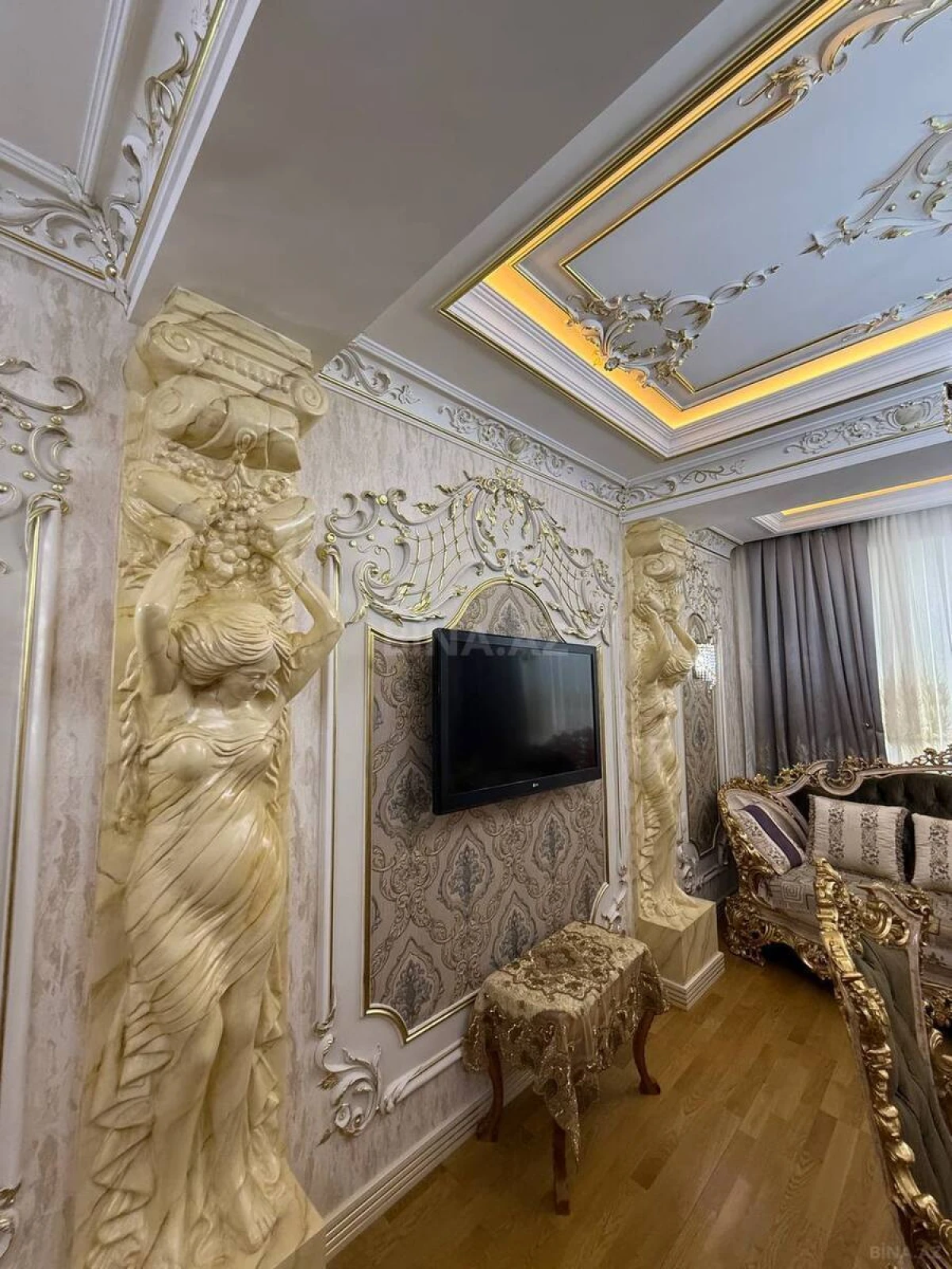 Satılır 2 otaqlı mənzil 80 m²