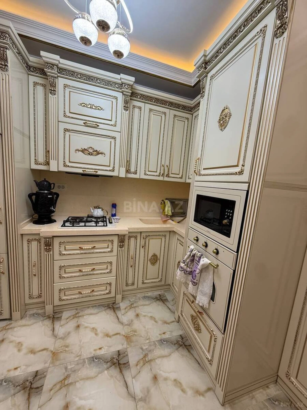 Satılır 2 otaqlı mənzil 80 m²