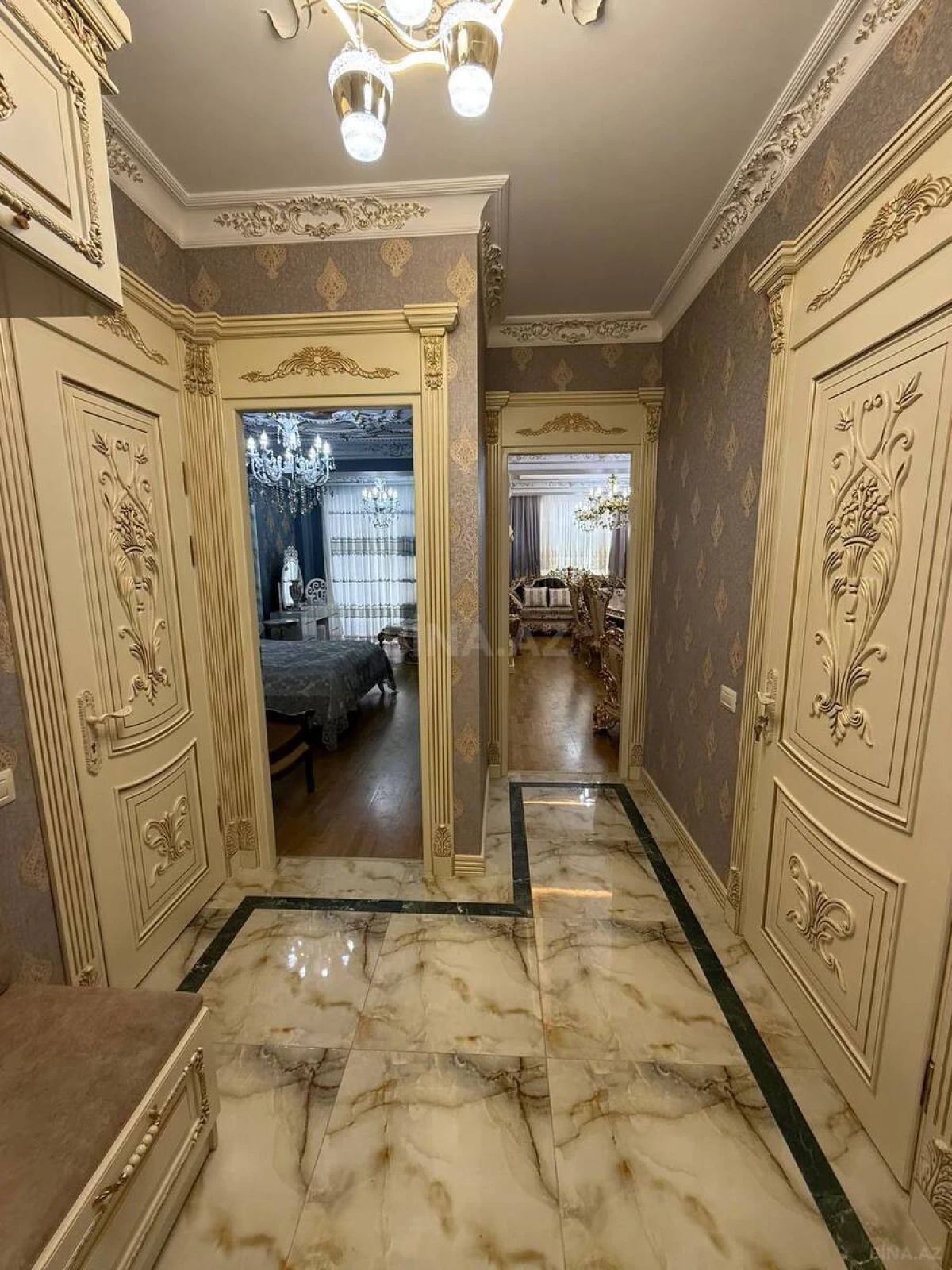 Satılır 2 otaqlı mənzil 80 m²