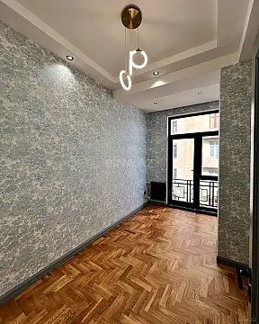 Satılır 3 otaqlı mənzil 117 m²