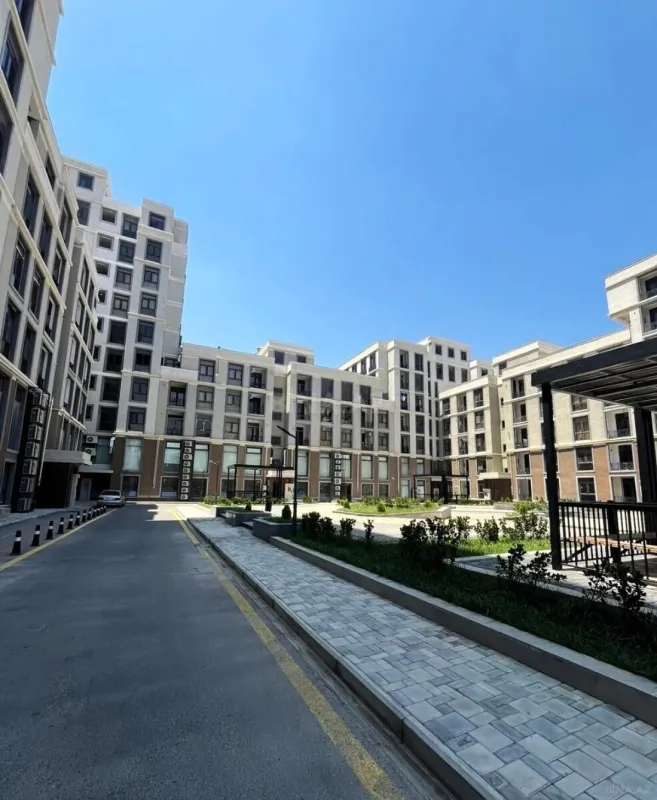 Satılır 3 otaqlı mənzil 117 m²