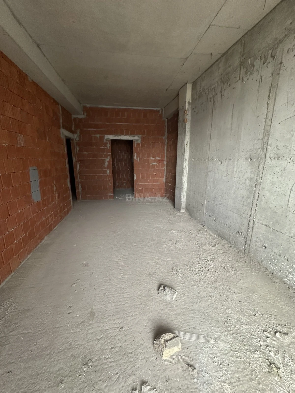 Satılır 3 otaqlı mənzil 114 m²