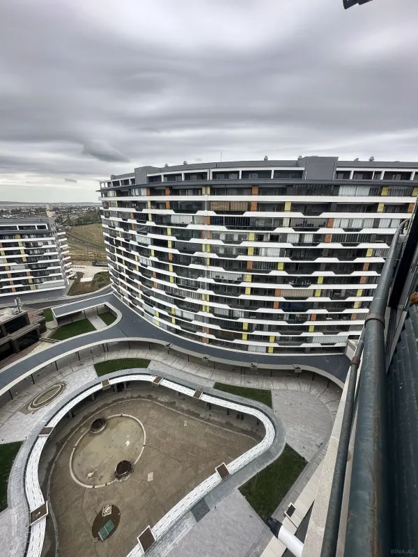 Satılır 3 otaqlı mənzil 114 m²