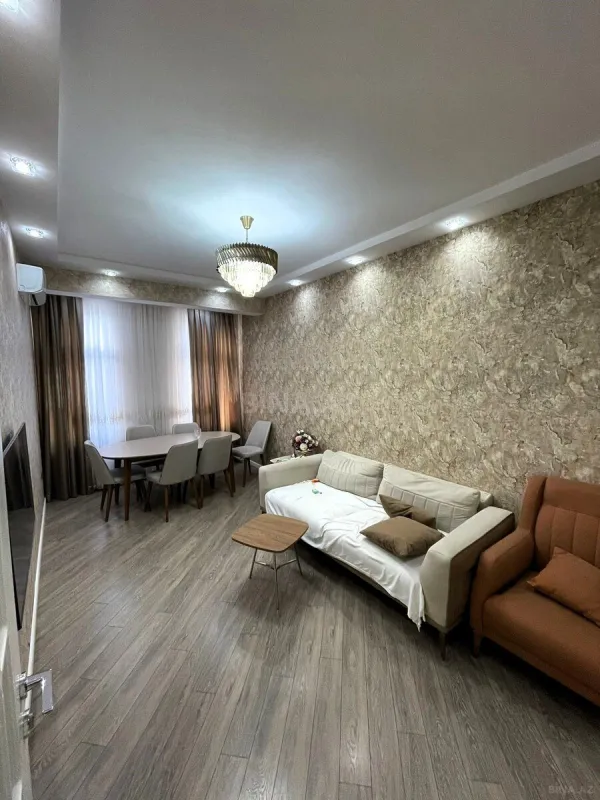 Satılır 3 otaqlı mənzil 92 m²