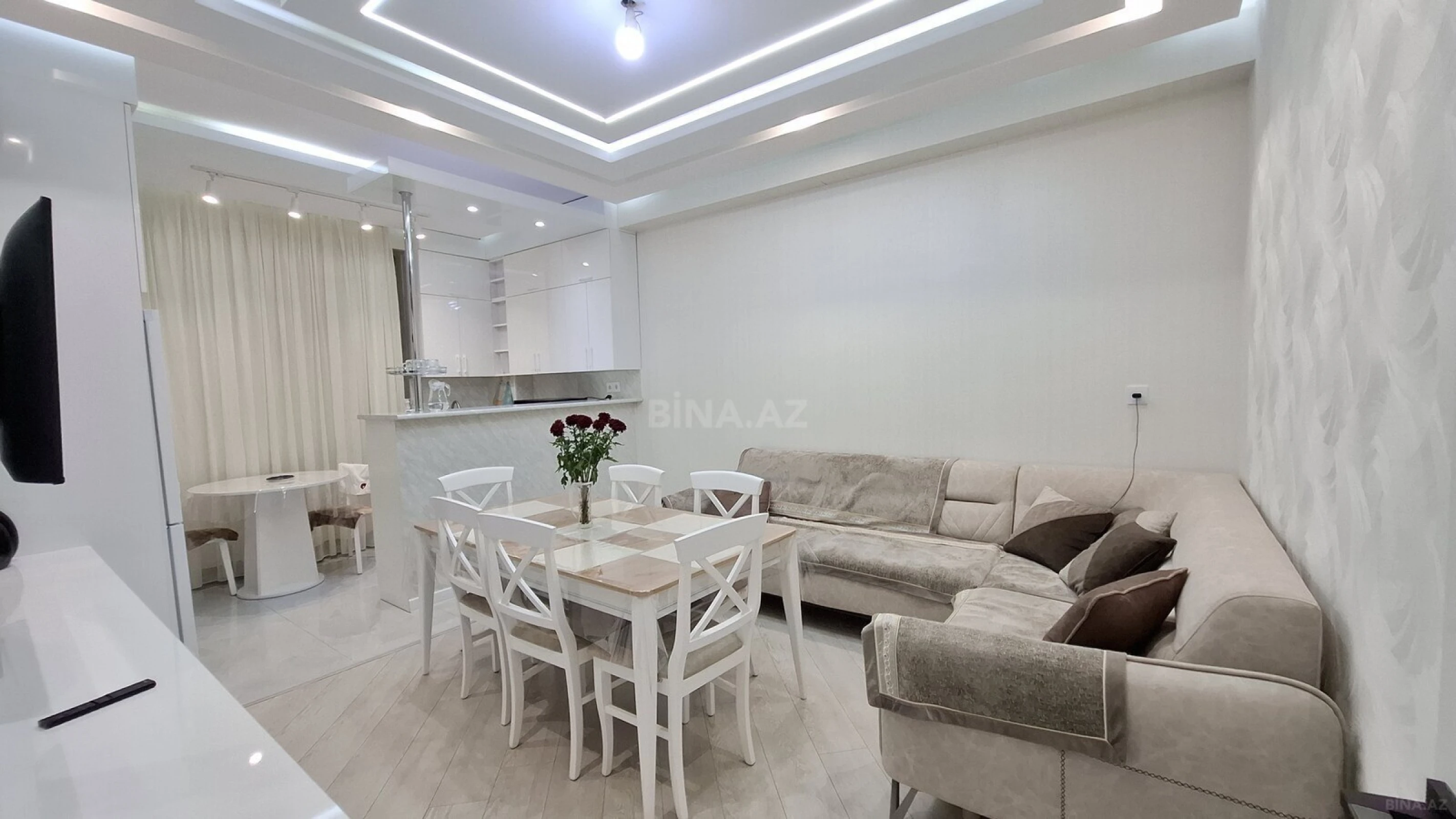 Satılır 2 otaqlı mənzil 65 m²