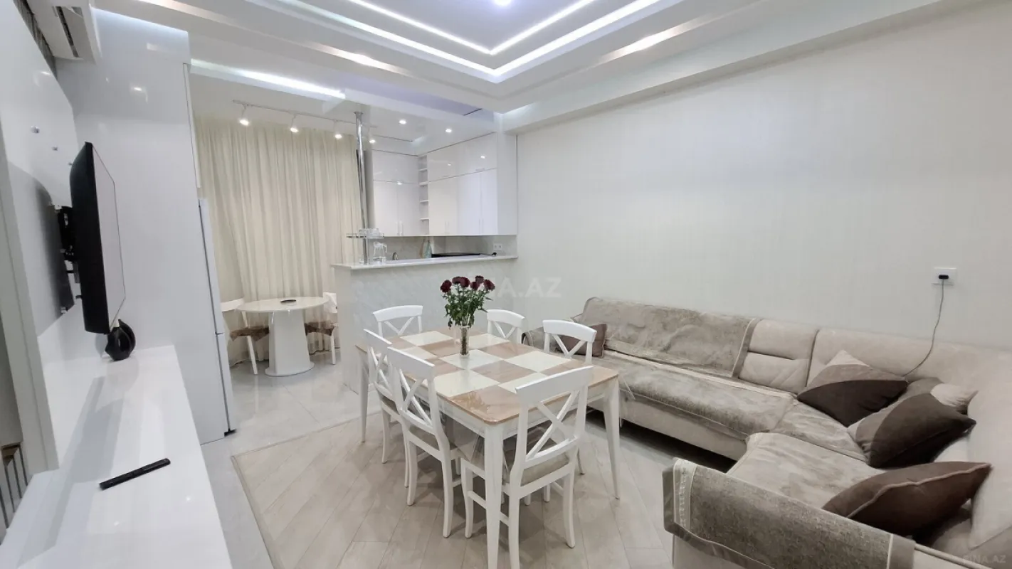 Satılır 2 otaqlı mənzil 65 m²