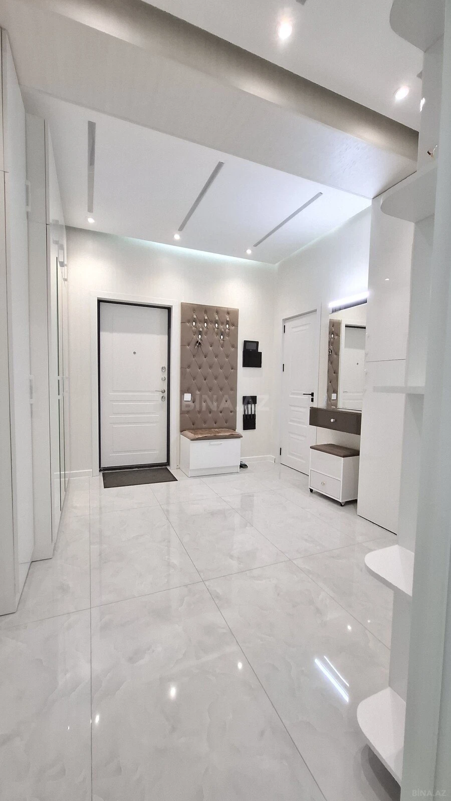 Satılır 2 otaqlı mənzil 65 m²