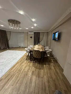 Satılır 3 otaqlı mənzil 118 m²