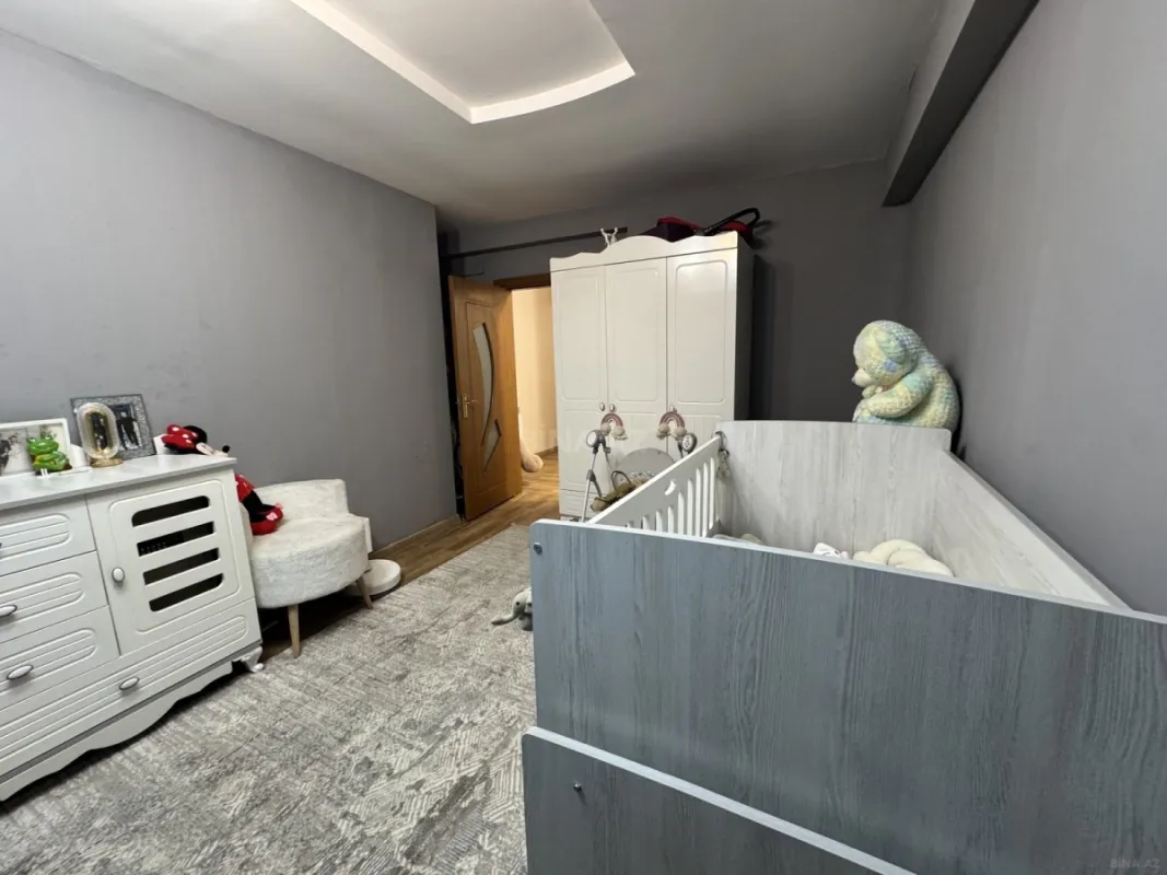 Satılır 3 otaqlı mənzil 118 m²