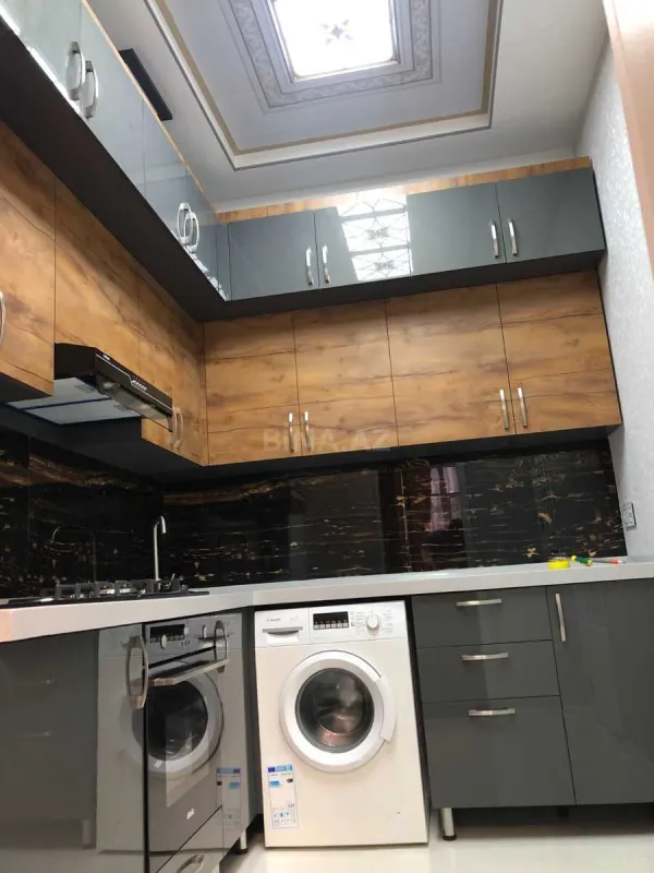 Kirayə verilir 2 otaqlı mənzil 75 m²