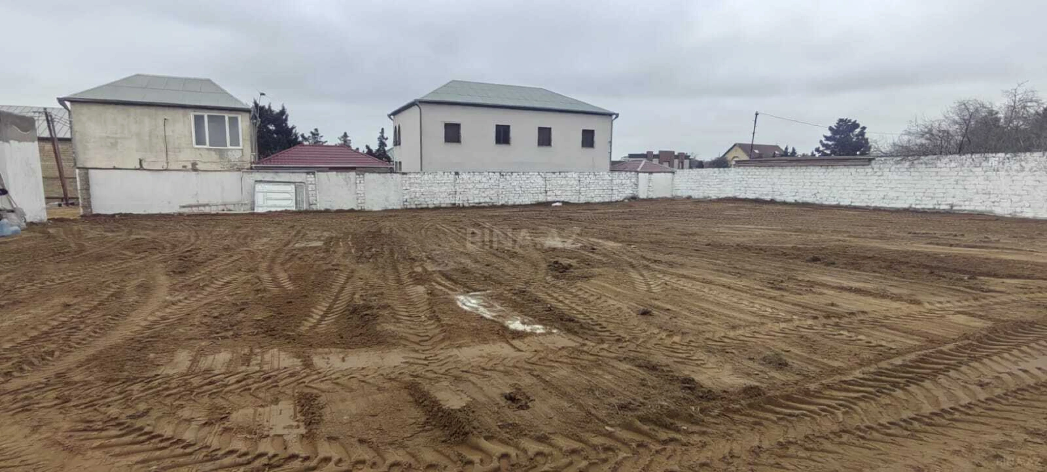 Satılır torpaq sahəsi 12 m²