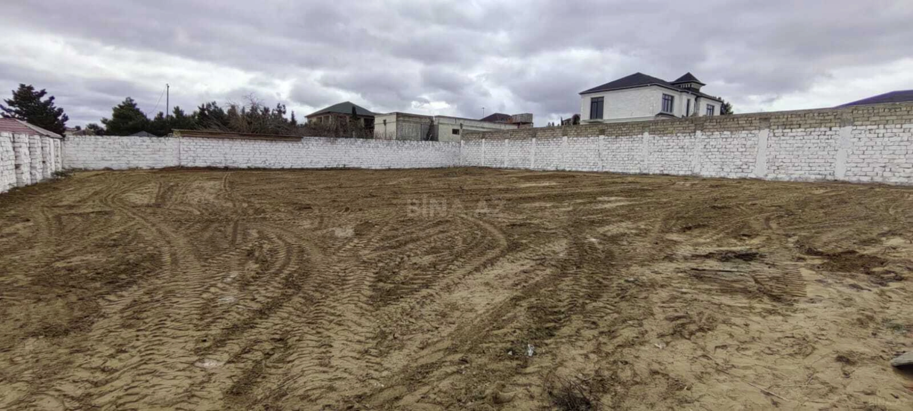 Satılır torpaq sahəsi 12 m²