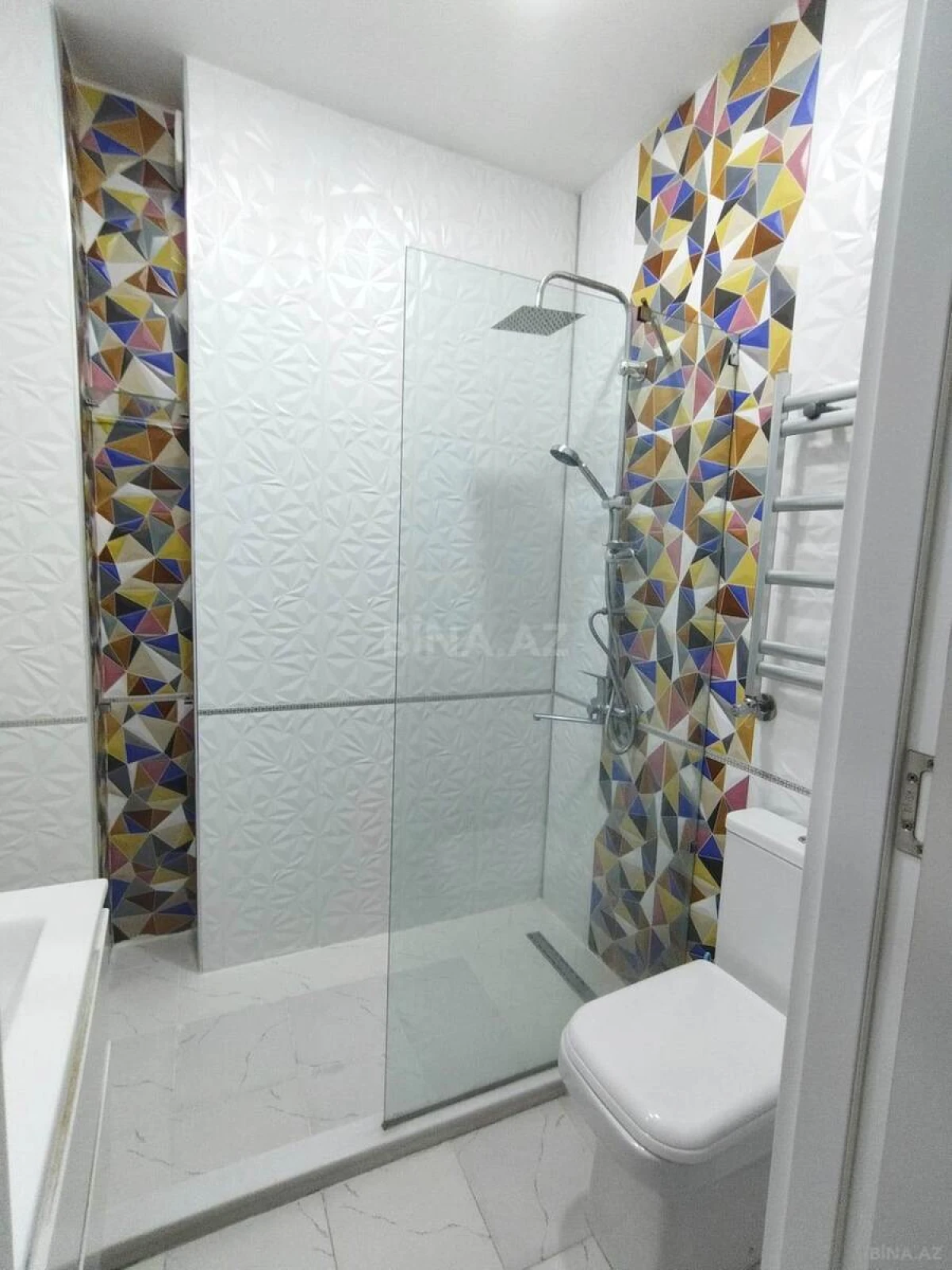 Kirayə verilir 2 otaqlı mənzil 65 m²